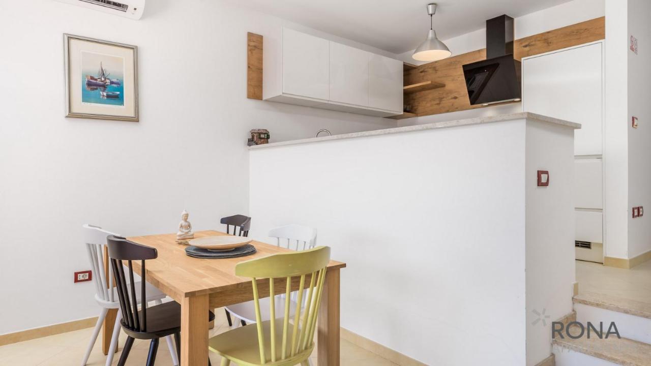Rona Apartment Denis Umago Exterior foto